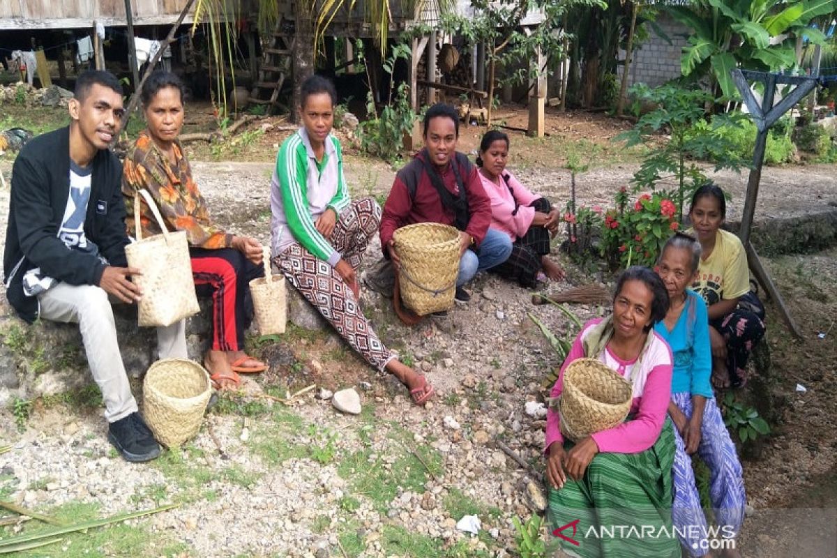 Environment-friendly woven "balase" craft should be nurtured