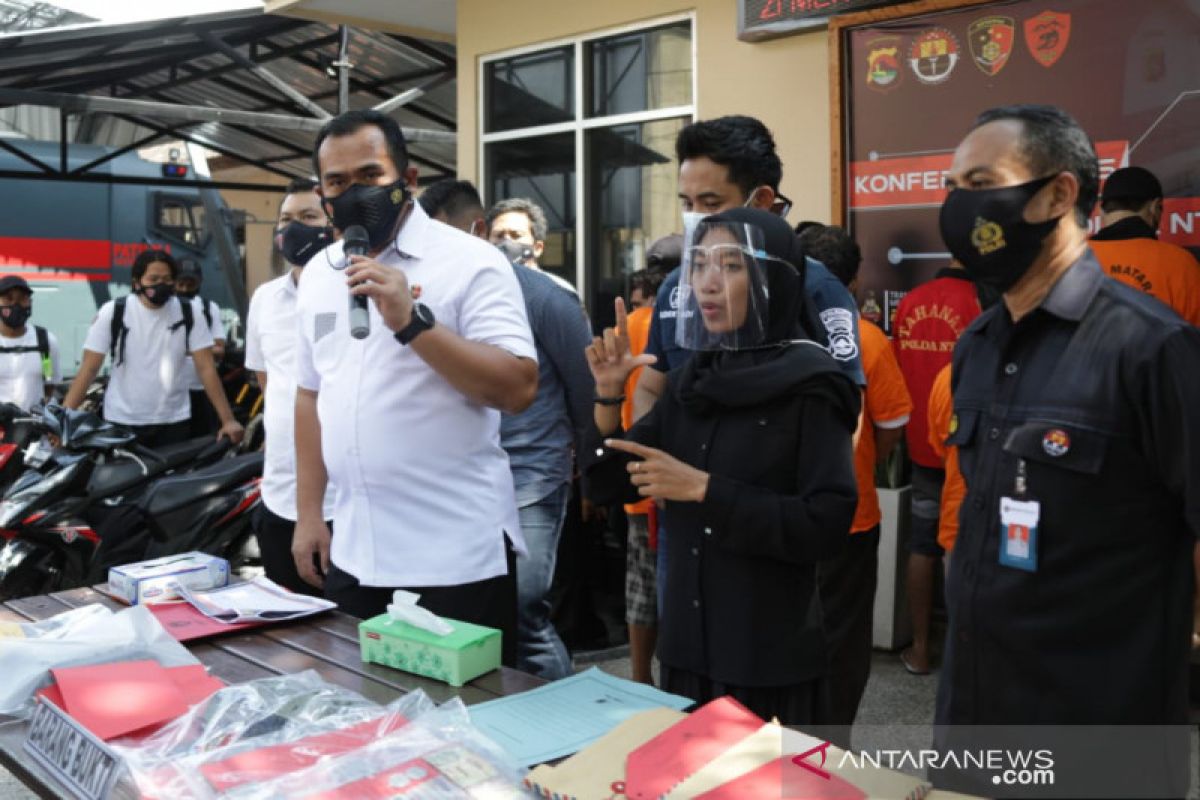 Jajaran Polda NTB mengungkap 26 kasus perjudian dalam sepekan