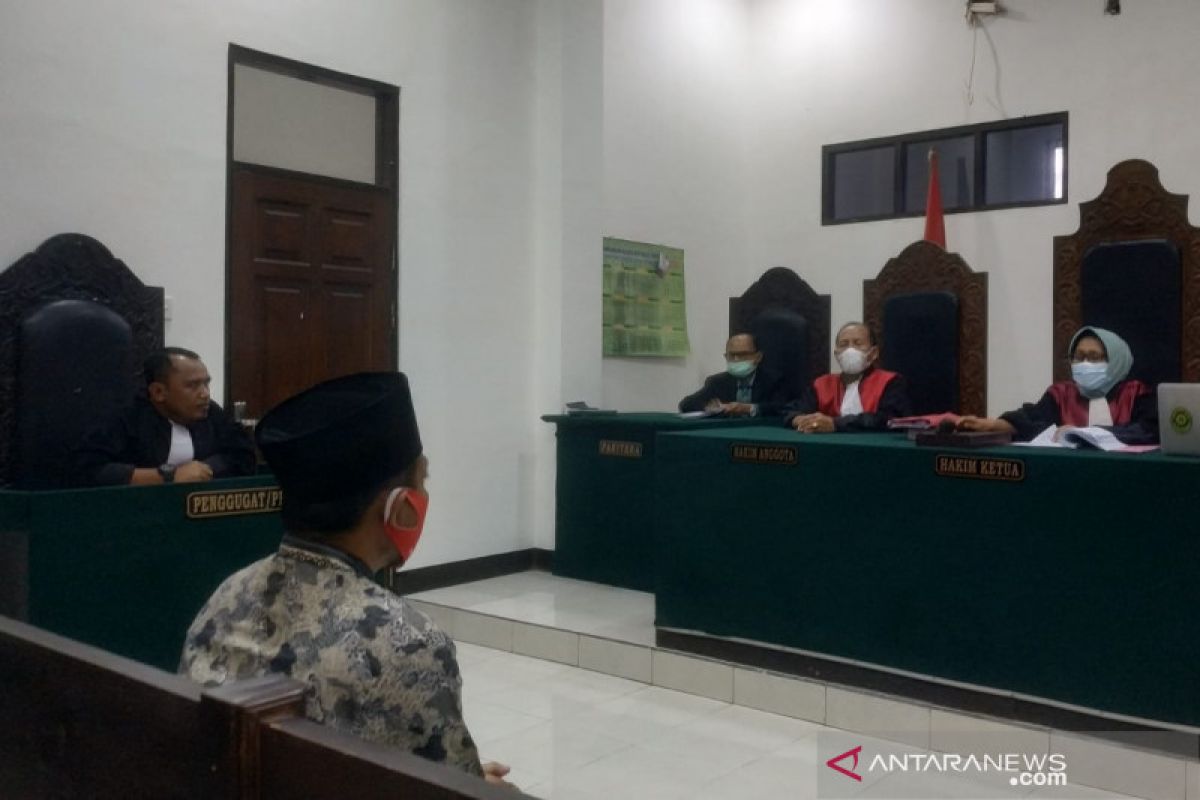 Mantan kades divonis dua tahun penjara karena korupsi bantuan COVID-19