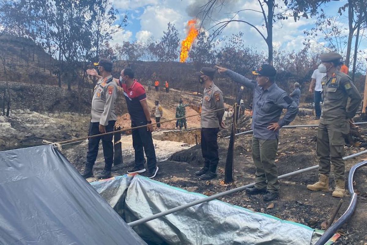 Masih berkobar, Pemkab Muba minta bantuan ahli padamkan kebakaran sumur minyak ilegal