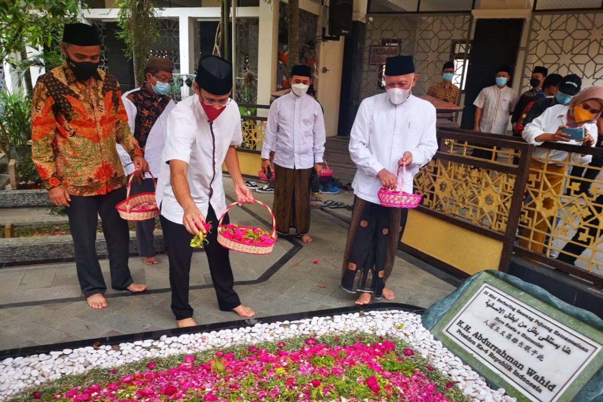 Kunjungan ke Tebuireng Jombang, Nadiem Makarim menginap di kamar K.H. Hasyim Asyari