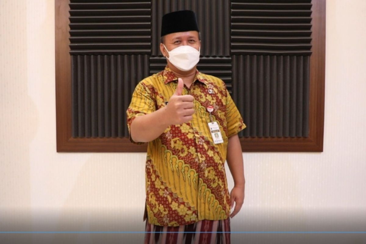 Sejumlah ASN non-muslim Pemprov Jateng berpakaian ala santri saat HSN