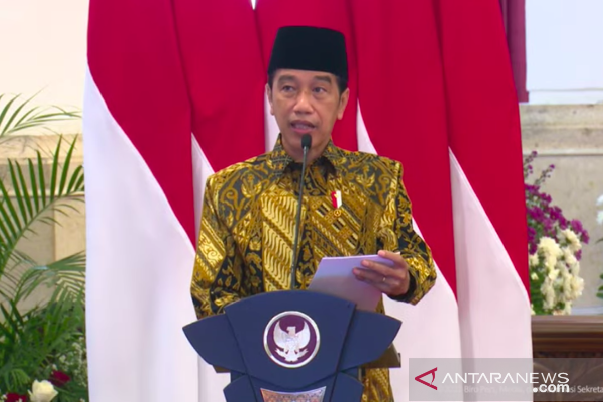 Jokowi sebut ekonomi syariah peringkat 4 dunia tapi tak boleh berpuas diri