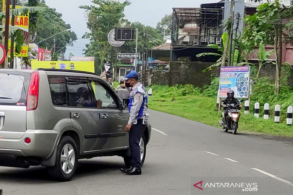 Pemkab Banyumas pertimbangkan pemberlakuan ganjil genap di jalur wisata