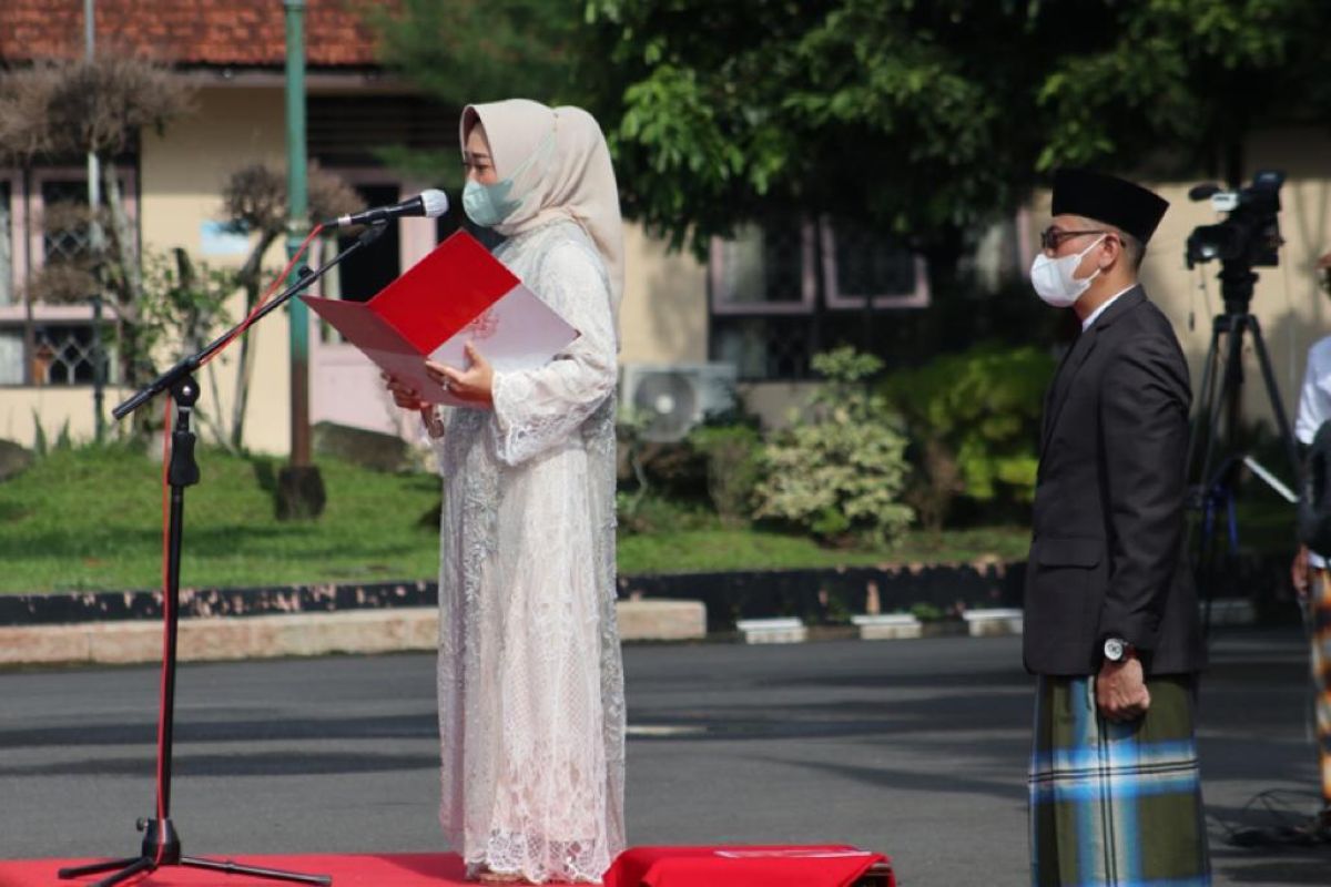 Pemkab ajak santri berperan aktif dalam penanganan pandemi