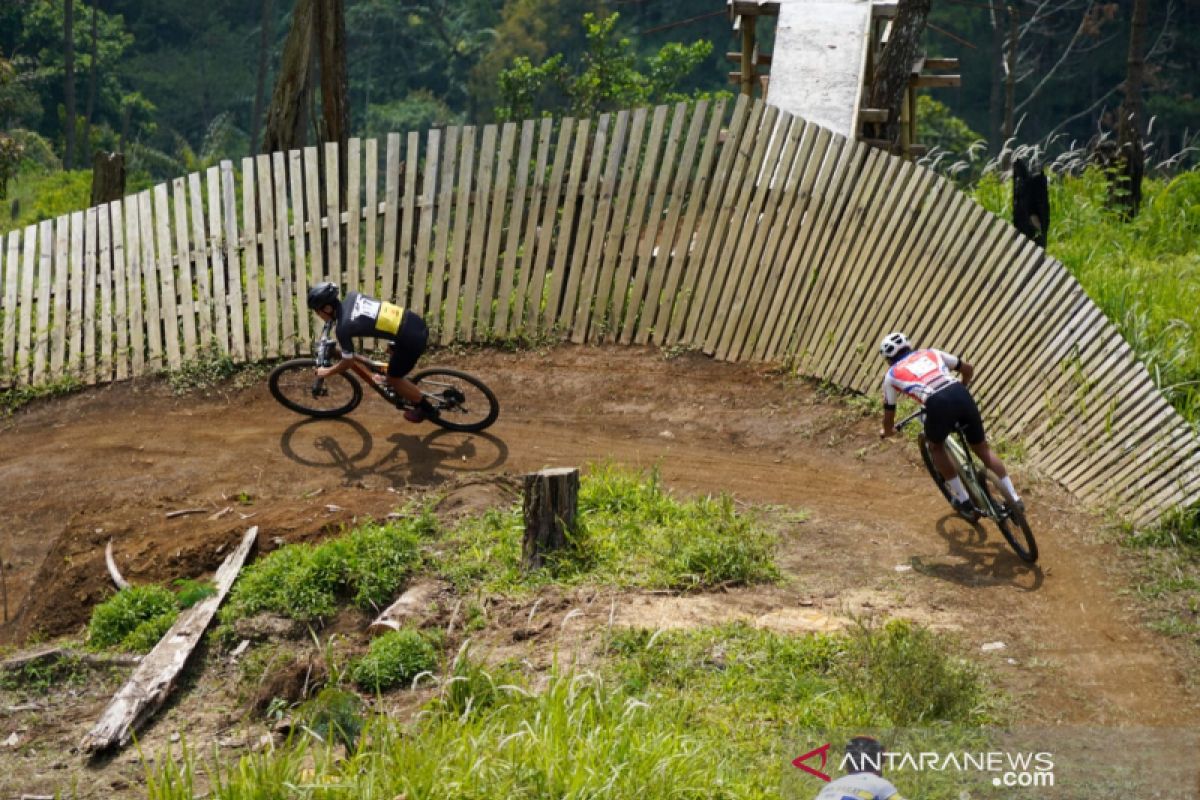 Kawasan hutan Cirorek Garut jadi wisata olahraga