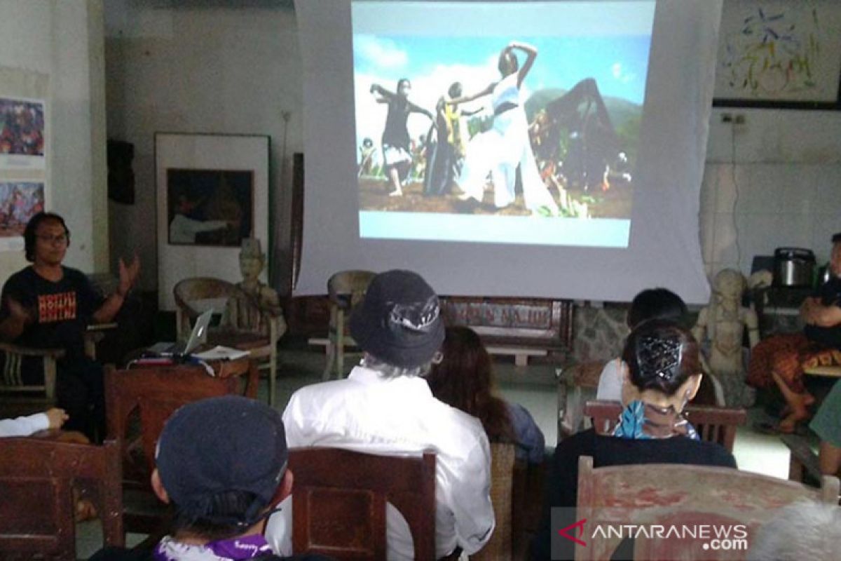 Festival Lima Gunung XX menyuguhkan dokumen foto seni budaya KLG