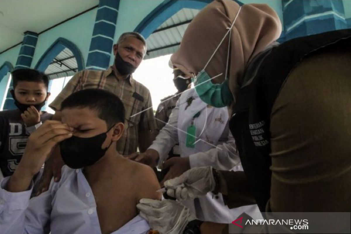 Satgas: Vaksinasi lansia dan remaja di Aceh masih rendah