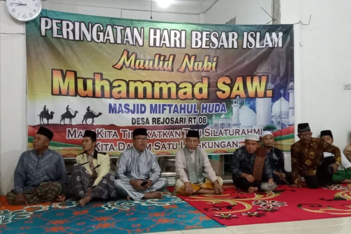 Hadiri Maulid Nabi, Bupati Merangin mengajak warga memakmurkan masjid