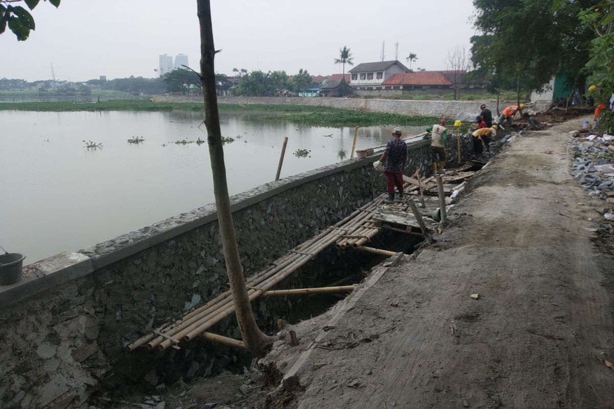 Guna cegah banjir, Pemkab Tangerang normalisasi aliran sungai