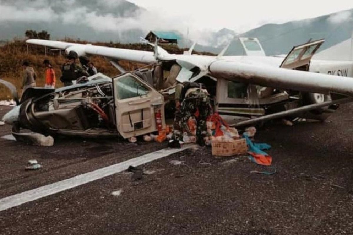 Jenazah pilot Smart Air jatuh di Papua dievakuasi ke Jakarta melalui Timika