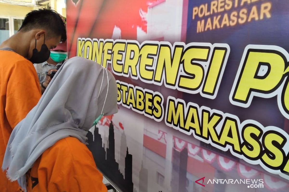 Polrestabes Makasar amankan dua terduga pembuat surat vaksin COVID-19 palsu