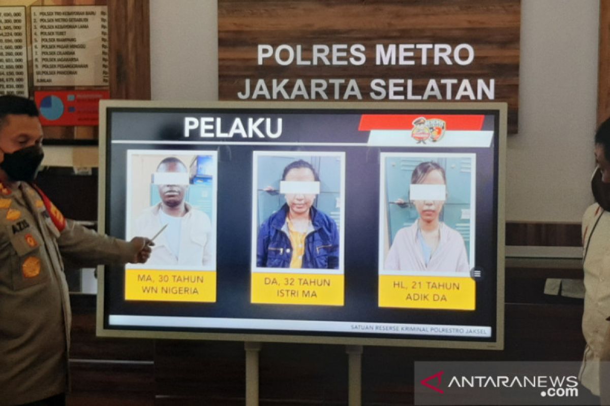 Polisi tangkap warga Nigeria yang tipu korban bermodus "black dollar"