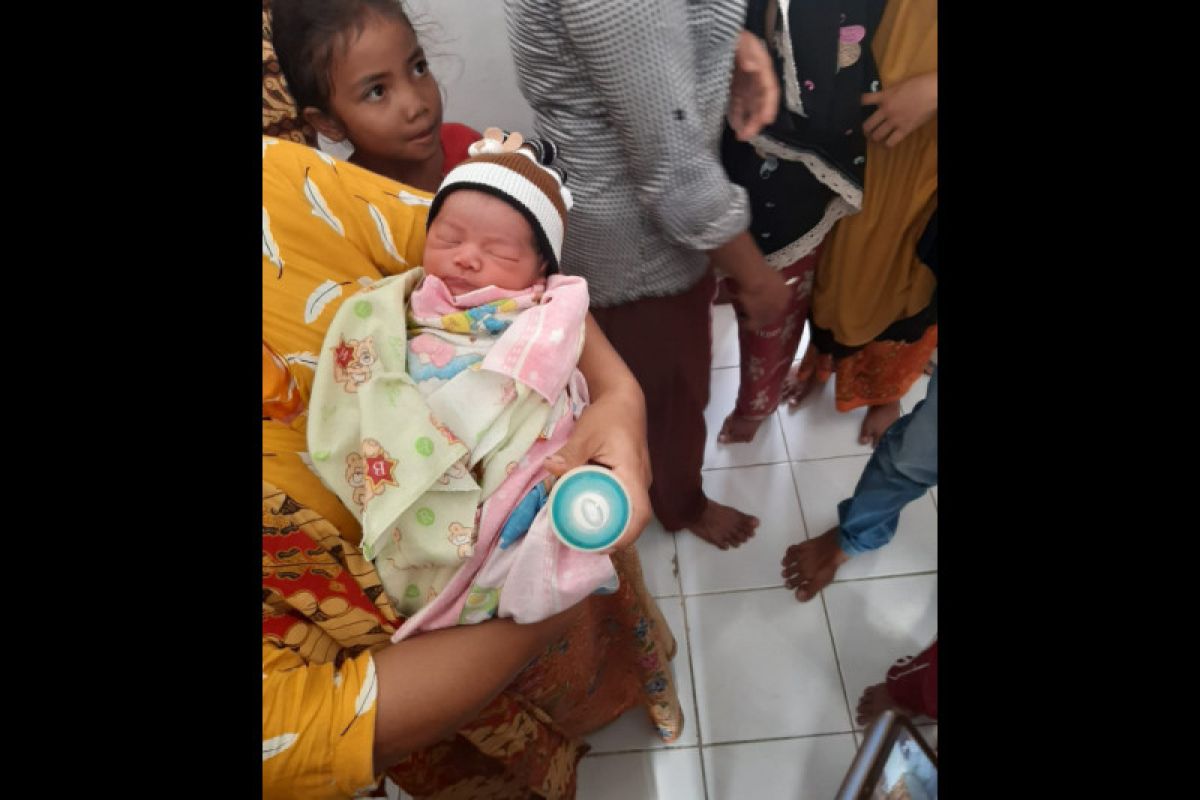 Polisi buru pelaku pembuang bayi di area makam Desa Selong Belanak Lombok Tengah