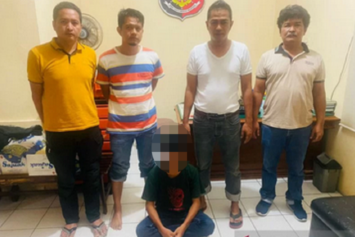 Pungli pengunjung objek wisata Pantai Padang berkedok uang parkir, ZG ditangkap polisi