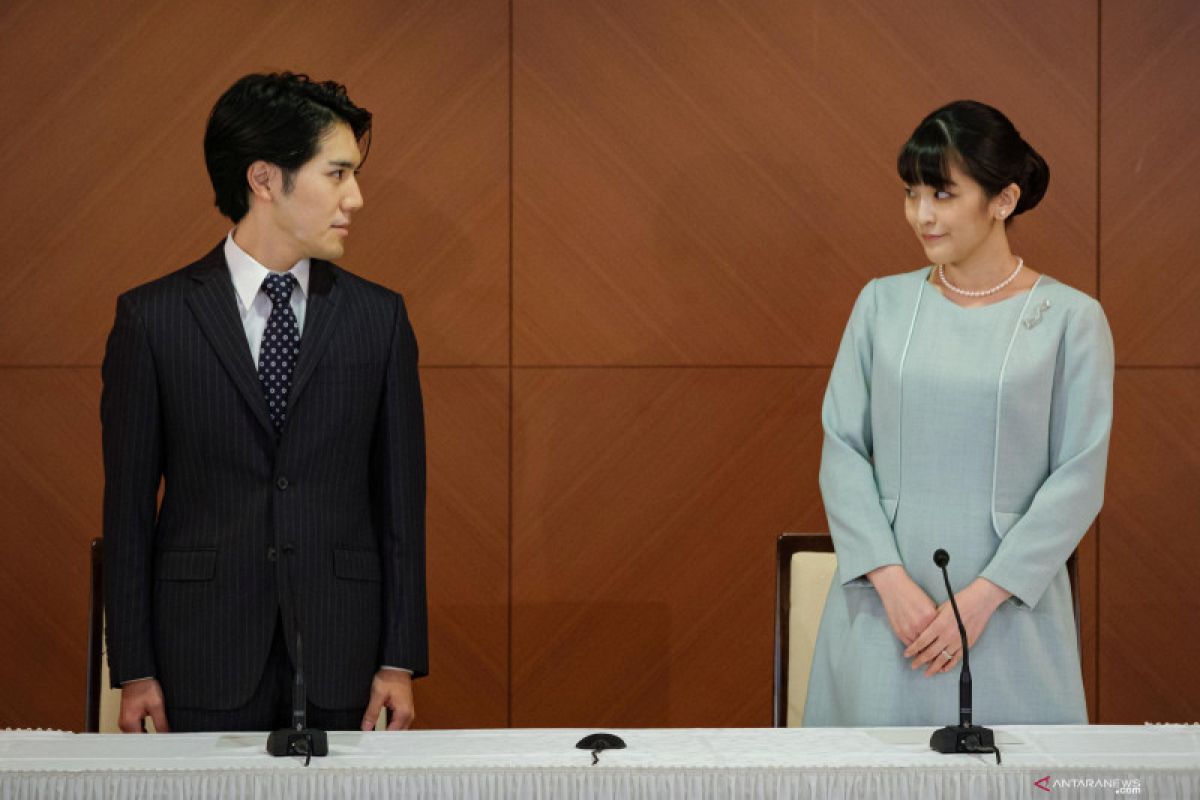 Mako dan Kei Komuro sedih atas berita yang tidak benar