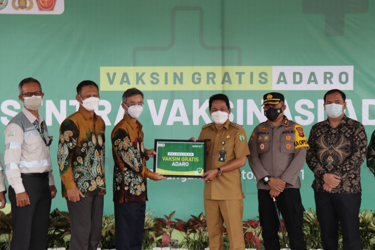 Adaro serahkan 4.500 vaksin gratis ke Pemkab Balangan