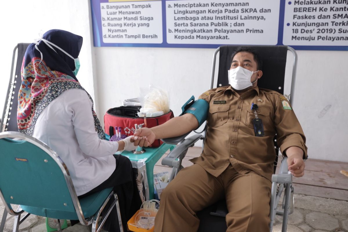 Praja dan IKAPTK Aceh kumpulkan 51 kantong darah