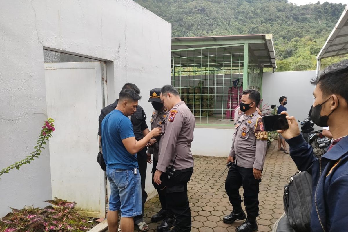 Polisi masih kumpulkan petunjuk ungkap kasus perampokan sadis di Kuranji Padang