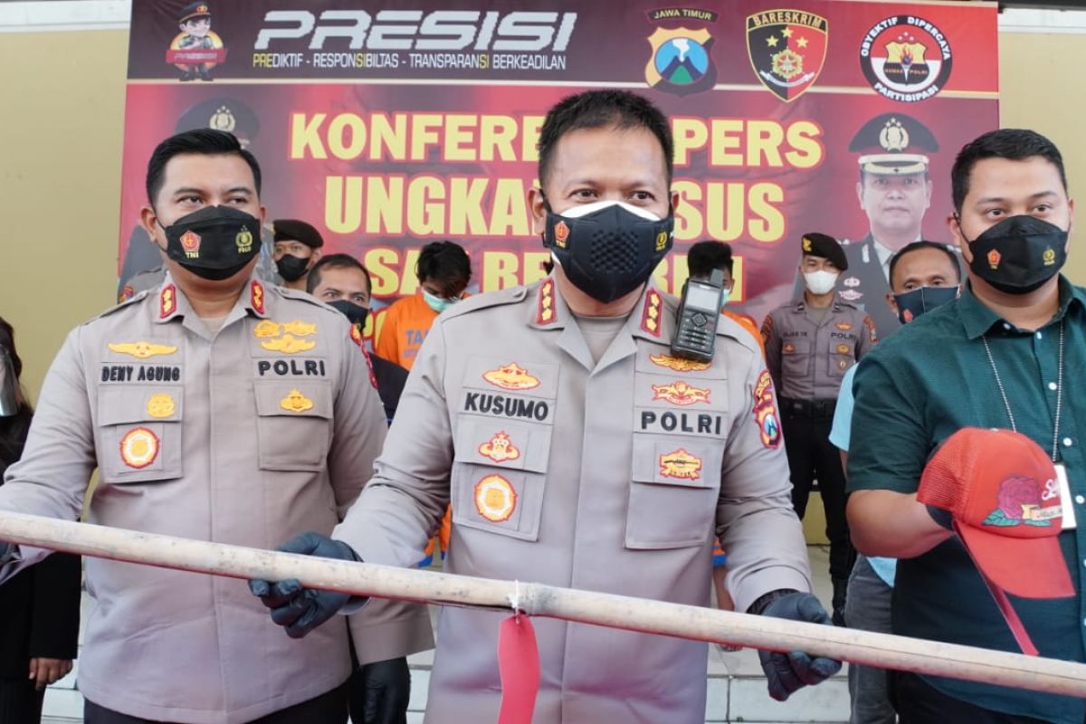 Polisi bekuk tiga pelaku pengeroyokan hingga tewaskan korban di Sidoarjo