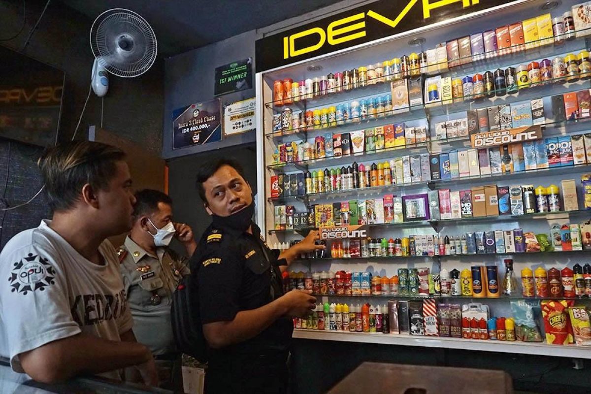 Pemkot Kediri ajak masyarakat gempur peredaran rokok ilegal