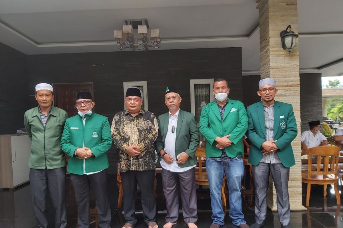 Bupati minta warga untuk ikut vaksinasi