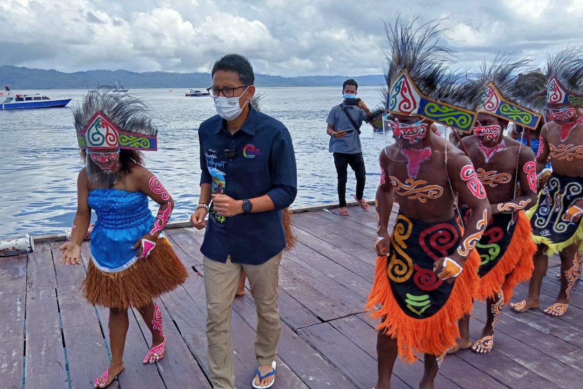 Menparekraf: Destinasi Raja Ampat bukan untuk wisata massal