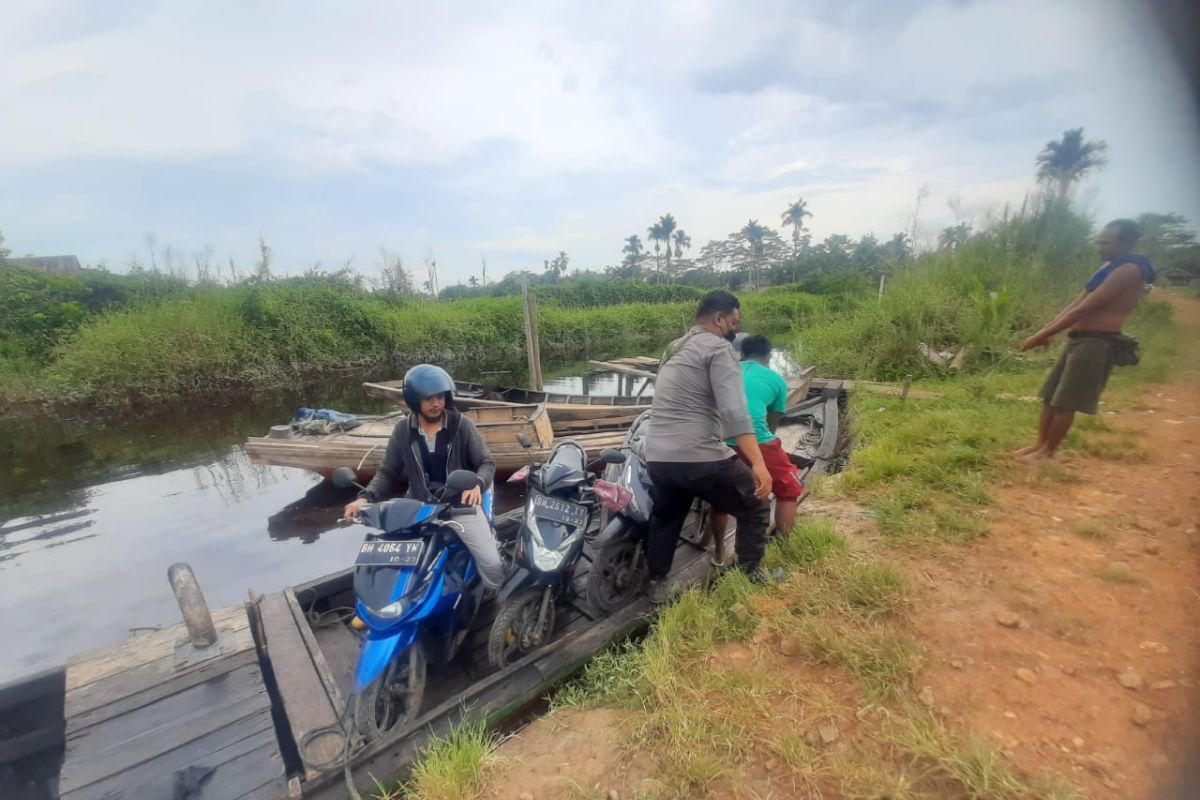 Polres Tanjabtim gelar vaksinasi bagi warga desa terpencil