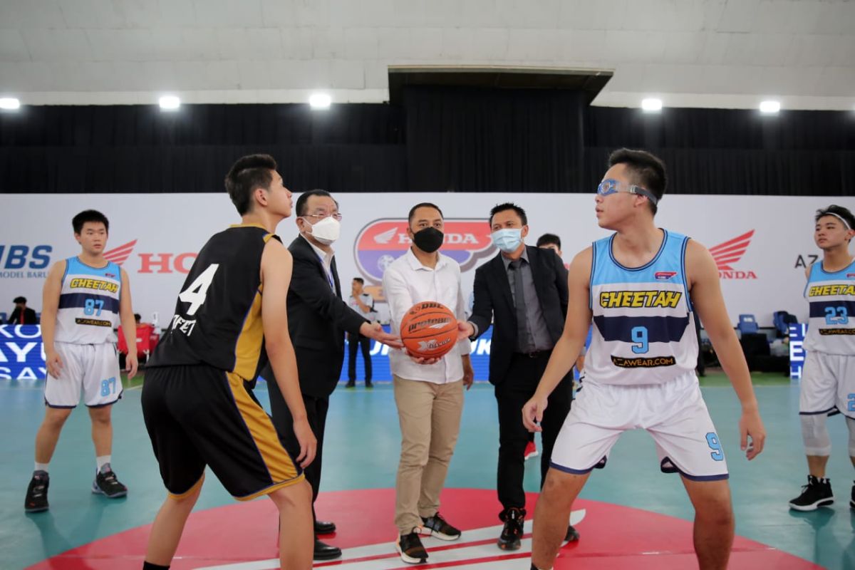 Setelah 760 hari vakum, Honda DBL 2021 Seri Jatim kembali bergulir di Surabaya