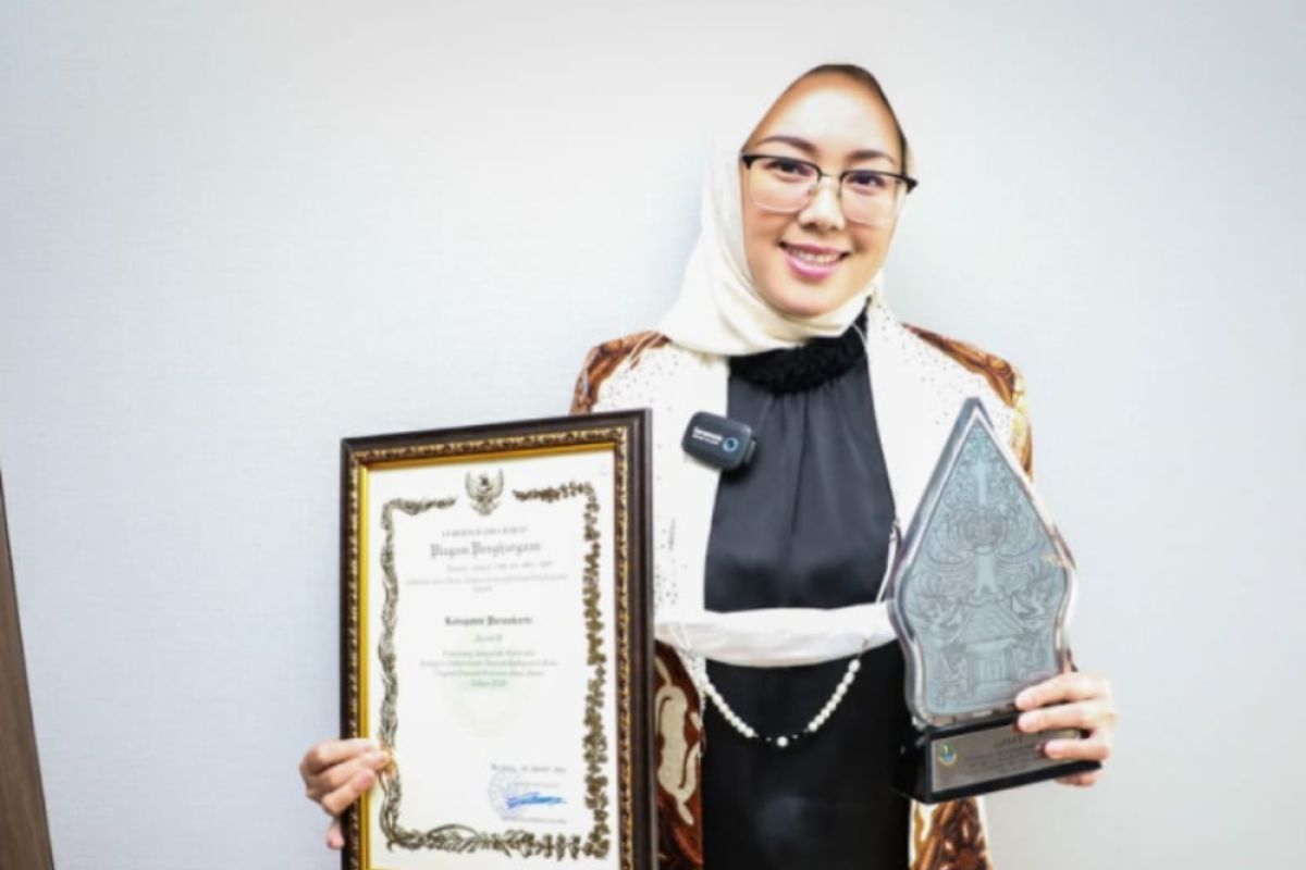 Kabupaten Purwakarta raih penghargaan Paritrana Award