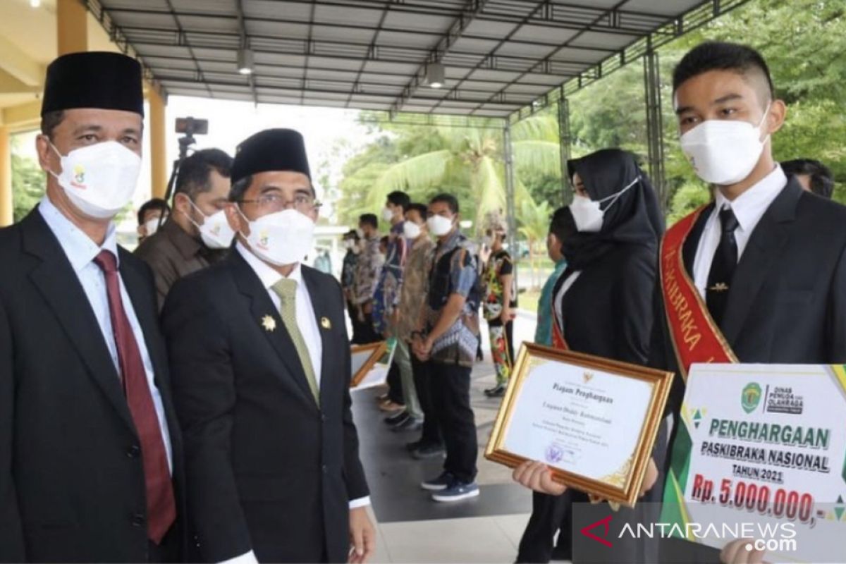 Gubernur Isran Noor apresiasi pemuda Kaltim raih prestasi nasional