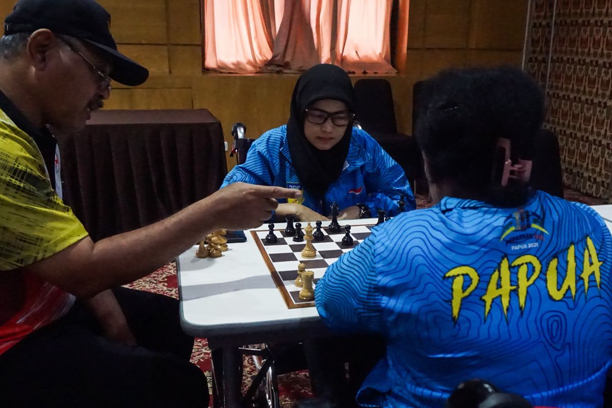 Persiapan dan kekompakan kunci sukses tim catur Papua di Peparnas