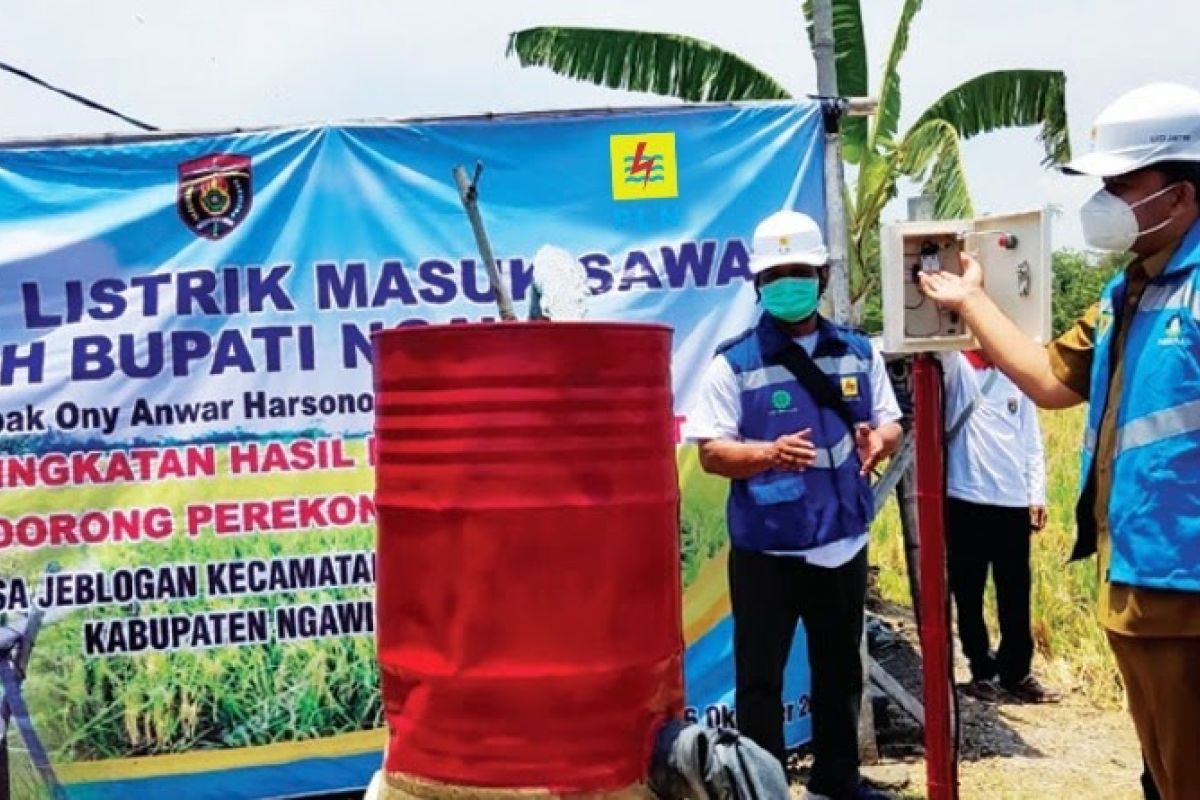 PLN Jatim gandeng Pemkab Ngawi luncurkan program elektrifikasi untuk pertanian