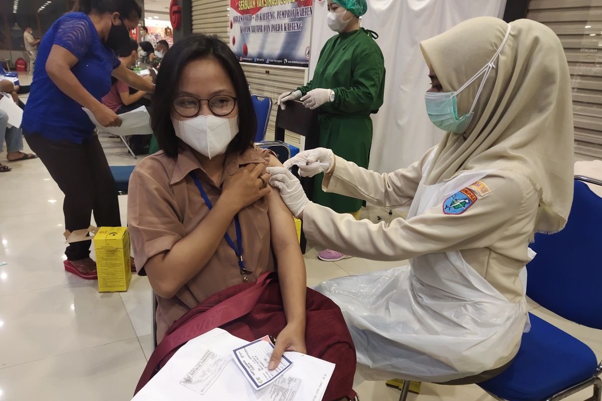 Palangka Raya's 78 percent residents get first COVID-19 vaccine dose
