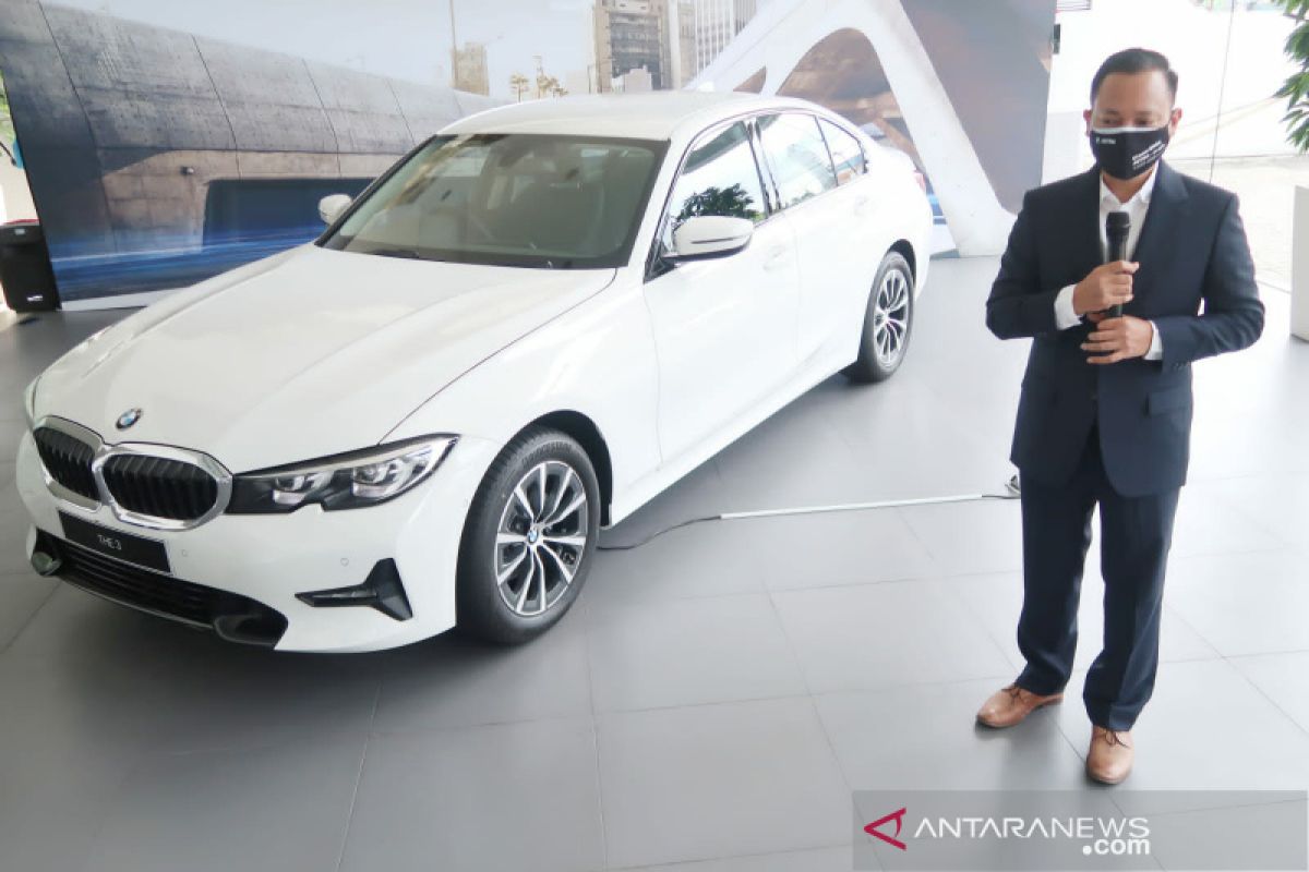 New BMW 320i Dynamic siap mengaspal di Semarang