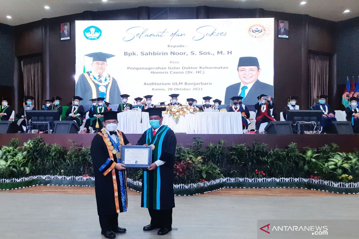 Sukses majukan pertanian berbuah gelar Doktor Honoris Causa Gubernur Paman Birin