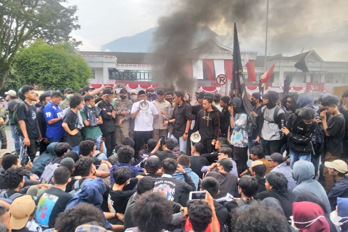 Ratusan mahasiswa peringati sumpah pemuda di Ternate melalui aksi demo, begini penjelasannya