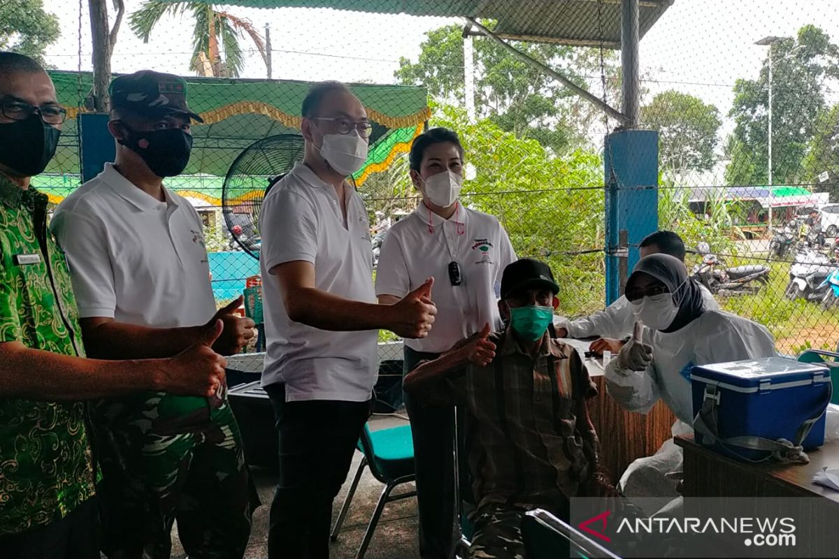 HKTI gelar vaksinasi COVID-19 di Kota Singkawang