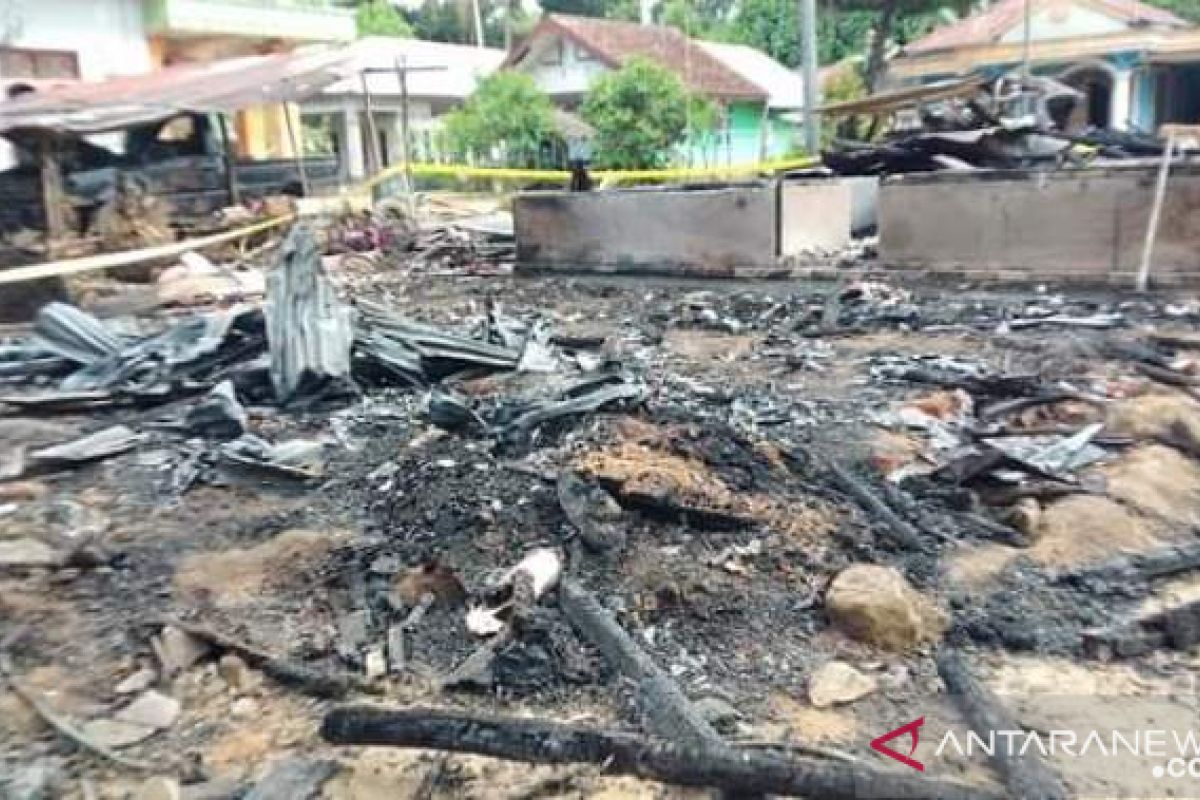 Ringankan Beban Asmara Korban Kebakaran di Dusun Ganjan, PT Timah Salurkan Bantuan