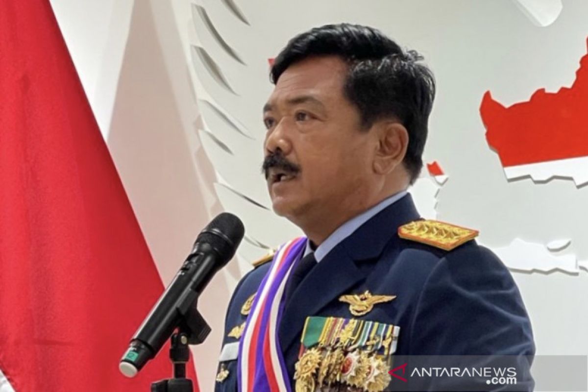 Panglima TNI Marsekal TNI Hadi Tjahjanto terima gelar kehormatan dari presiden Singapura