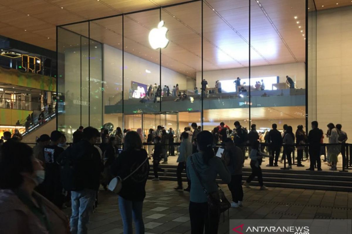 Pendapatan Apple dari China melonjak 83 persen