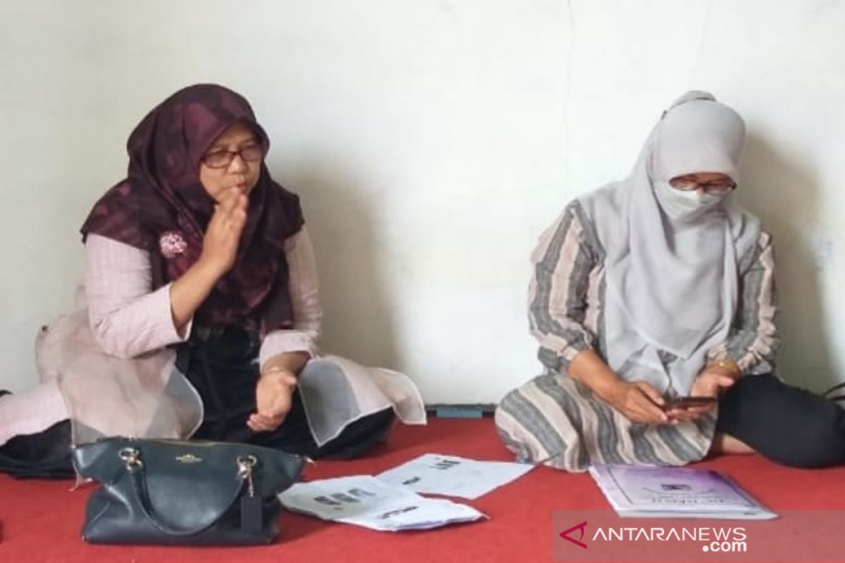 PKM Unand, penyuluhan kewirausahaan kepada KWT Melati Mini Koto Lua Pauh Padang