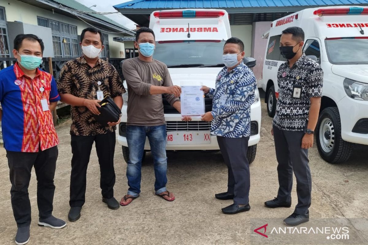 Kapuas Hulu beli tiga mobil ambulan senilai Rp1,7miliar