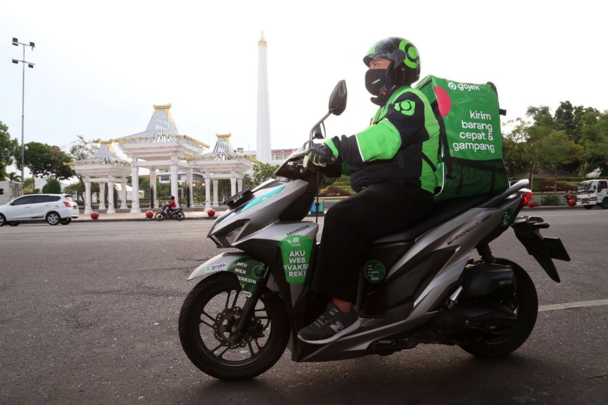 Gojek buka layanan pengiriman satu hari