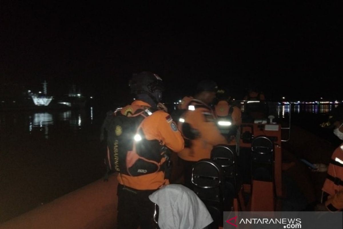 Basarnas cari tiga nelayan hilang saat memancing di perairan Konawe Selatan