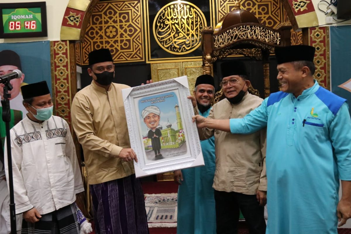 Wali  Kota Medan ajak masyarakat kembangkan program masjid mandiri