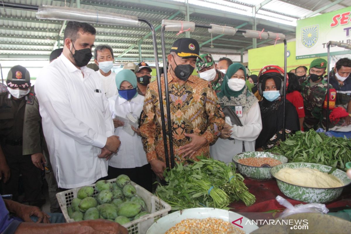 Menko PMK luncurkan Pasar Syariah Kronong Kota Probolinggo