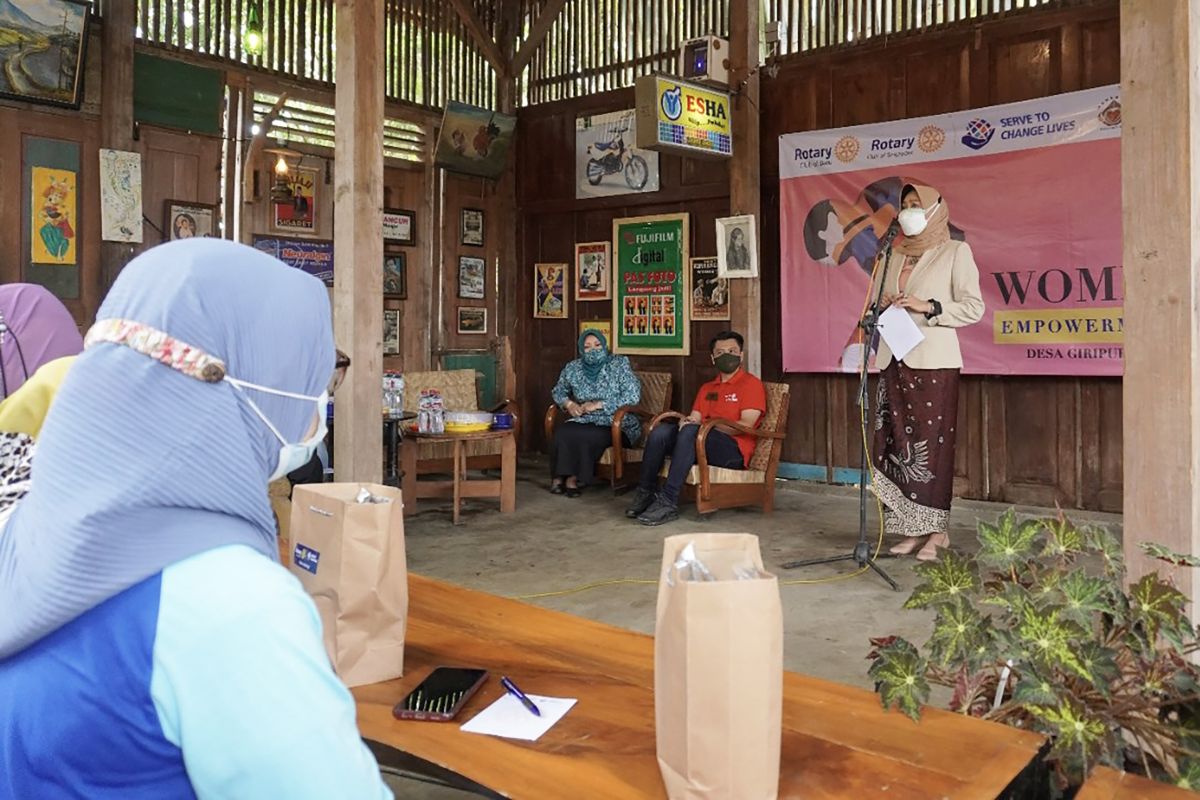 Rotary Club Batu beri pelatihan tingkatkan pemberdayaan perempuan