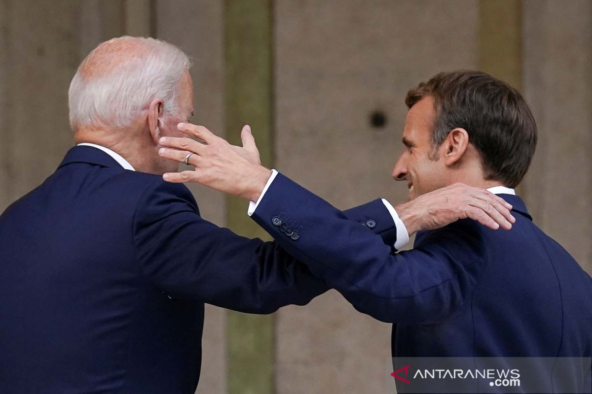 Macron akan bahas krisis Ukraina dengan Biden, Putin secara terpisah