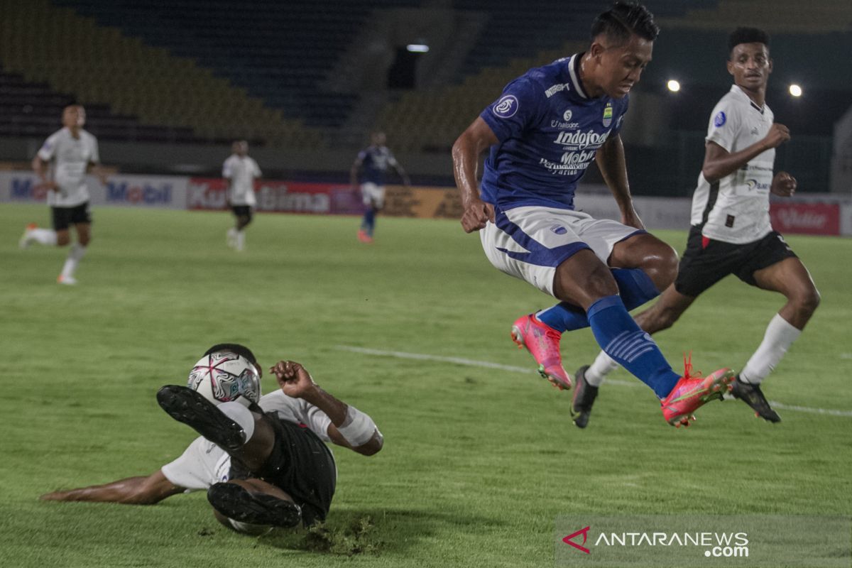 Laga Persib lawan Persija digelar di Solo